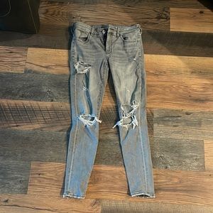 grey american eagle skinny jeans